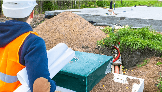 Leader With Hat Image